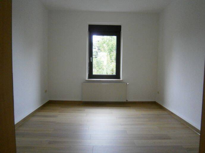 Etagenwohnung Altenburg - 2 Zimmer, 62 m&sup2;, 400&euro; | Angebot:26796310