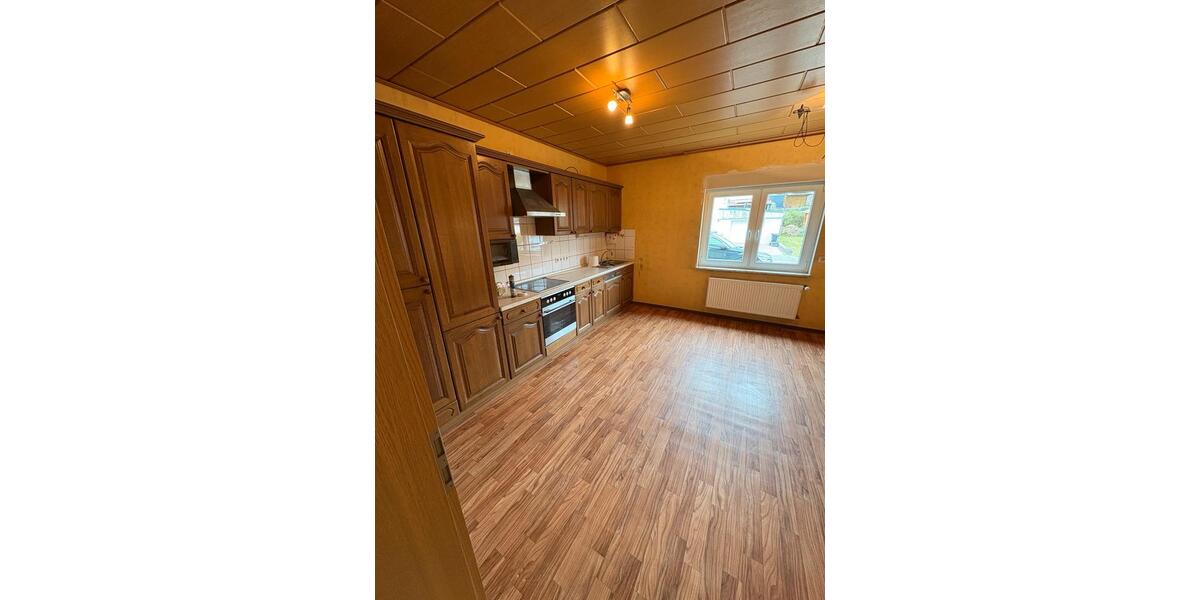 Erdgeschoßwohnung Sulzbach (Saar) - 2 Zimmer, 77 m&sup2;, 600&euro; | Angebot:26213133