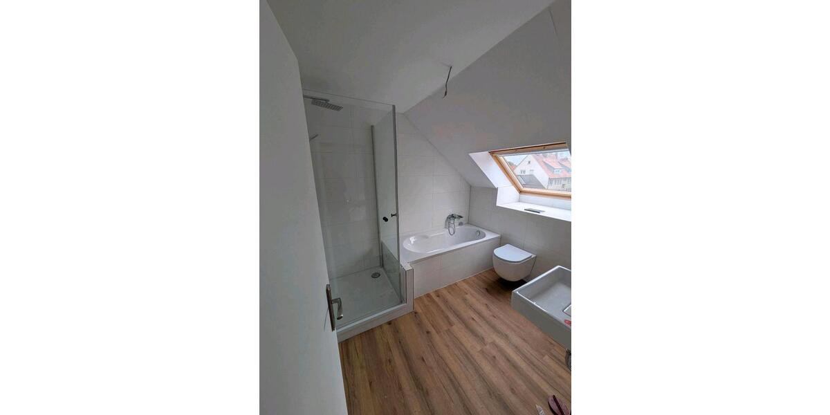 Dachgeschoßwohnung Werl - 4 Zimmer, 84 m&sup2;, 650&euro; | Angebot:26636129