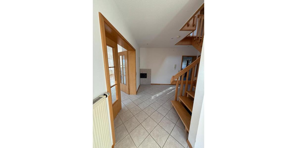 Einfamilienhaus Kandern - 5 Zimmer, 150 m&sup2;, 1.950&euro; | Angebot:25856128