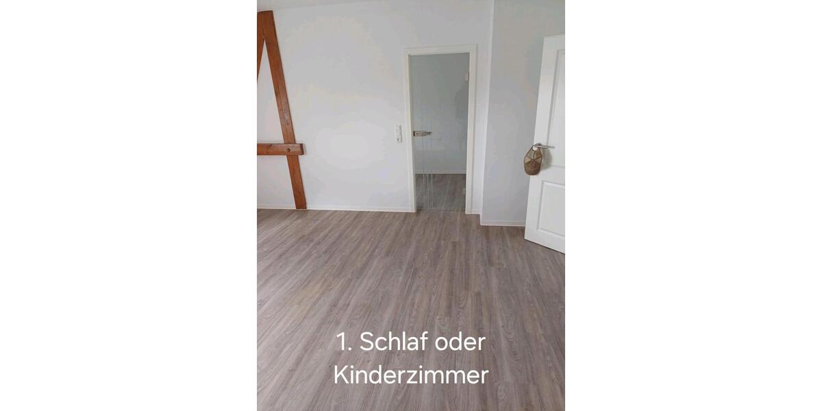 Dachgeschoßwohnung Burg - 4 Zimmer, 135 m&sup2;, 1.269&euro; | Angebot:25979847