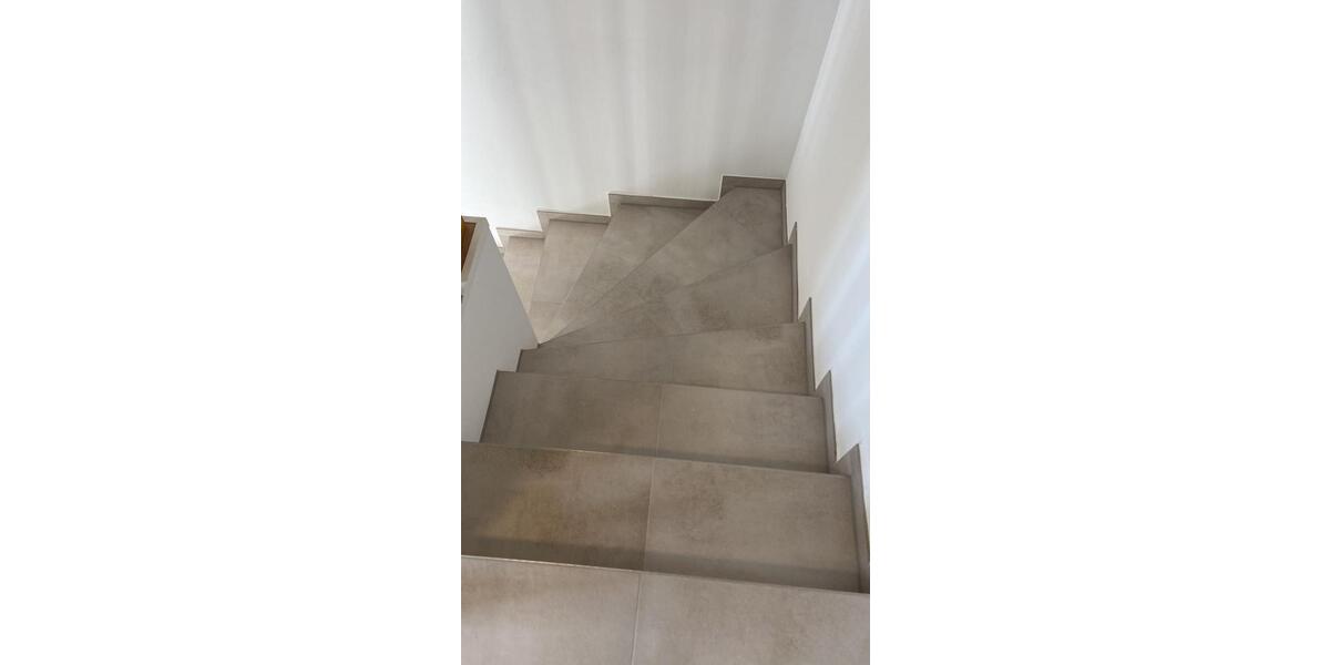 Dachgeschoßwohnung Geseke - 3 Zimmer, 108 m&sup2;, 1.195&euro; | Angebot:25148335