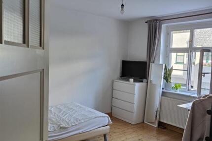 Wohnen auf Zeit Coburg - 1 Zimmer, 15 m&sup2;, 300&euro; | Angebot:24872789