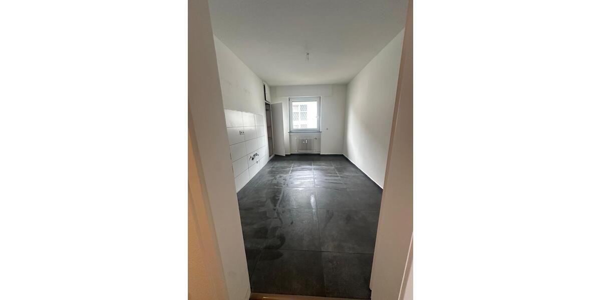 Etagenwohnung Wörth am Rhein - 3 Zimmer, 73 m&sup2;, 1.100&euro; | Angebot:26543249