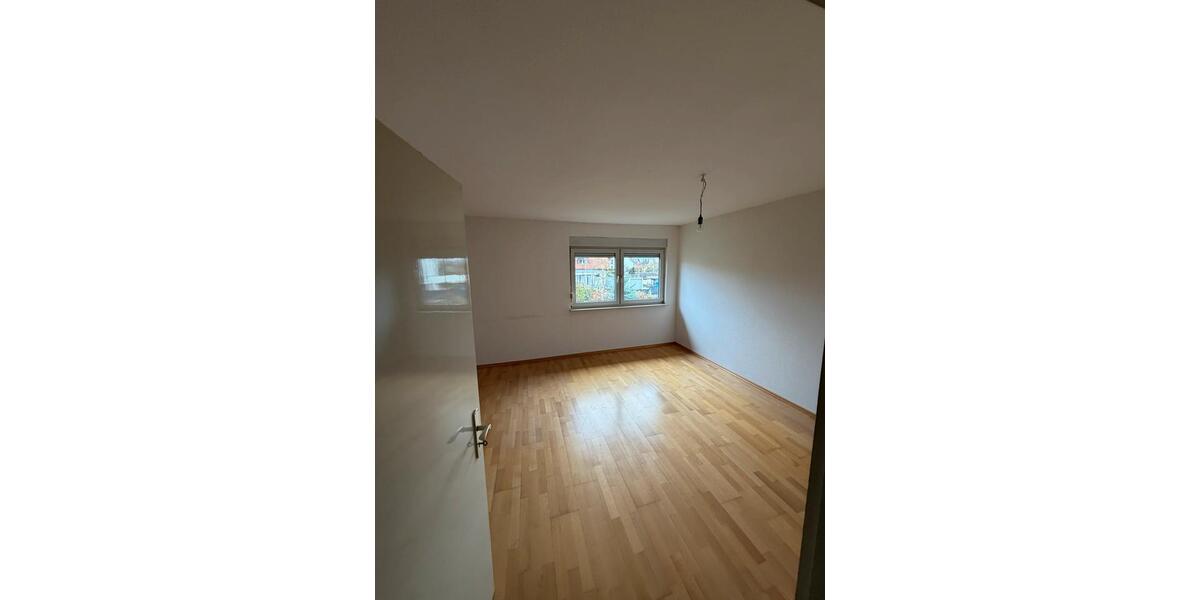 2 Zimmer Wohnung im 1. OG 2 zimmer