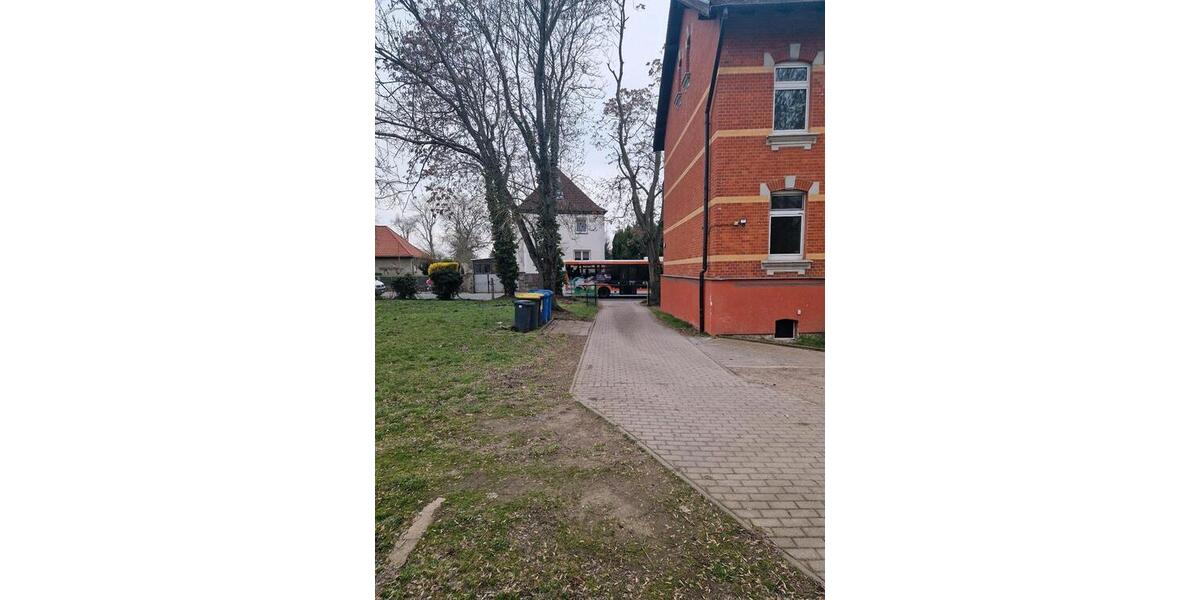Erdgeschoßwohnung Bad Lauchstädt - 4 Zimmer, 85 m&sup2;, 850&euro; | Angebot:26549774
