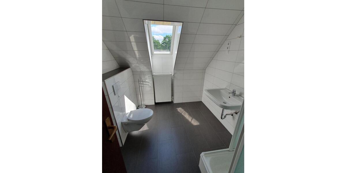 Dachgeschoßwohnung Soltau - 4 Zimmer, 94 m&sup2;, 900&euro; | Angebot:25946946