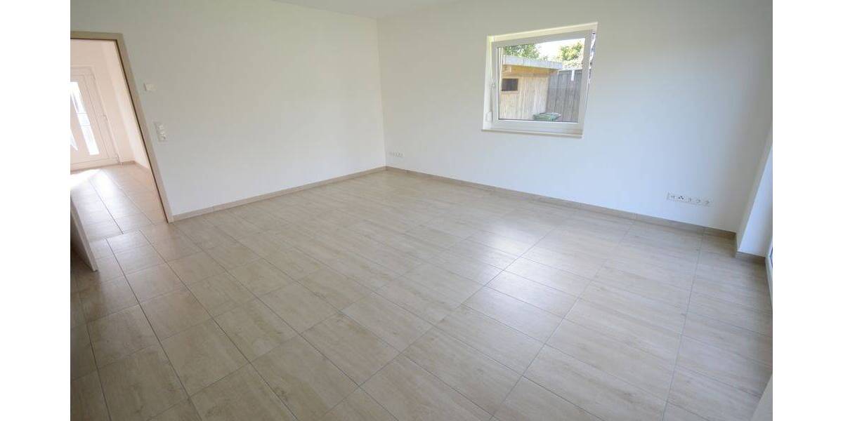 Einfamilienhaus Epenwöhrden - 2 Zimmer, 72 m&sup2;, 850&euro; | Angebot:23575541