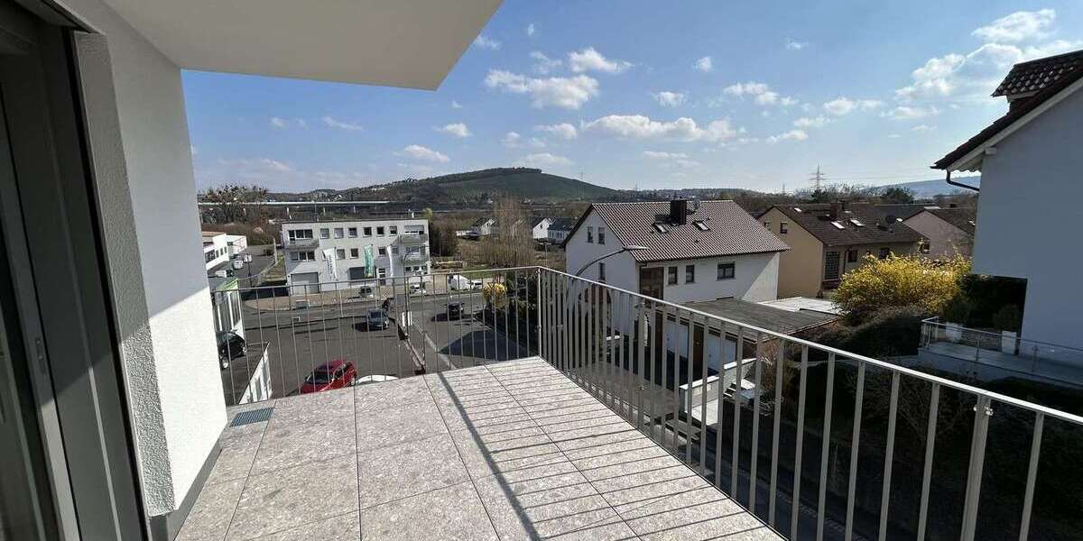 Etagenwohnung Zell am Main - 3 Zimmer, 108 m&sup2;, 1.570&euro; | Angebot:26002675