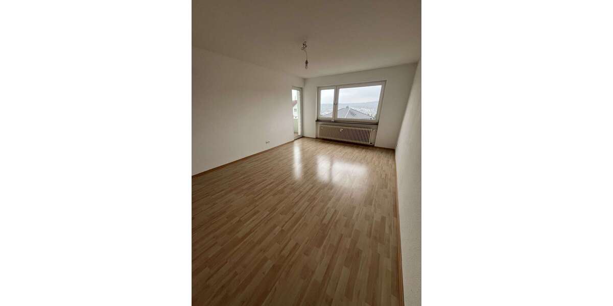 Etagenwohnung Niedernhausen - 2 Zimmer, 56 m&sup2;, 520&euro; | Angebot:26026309