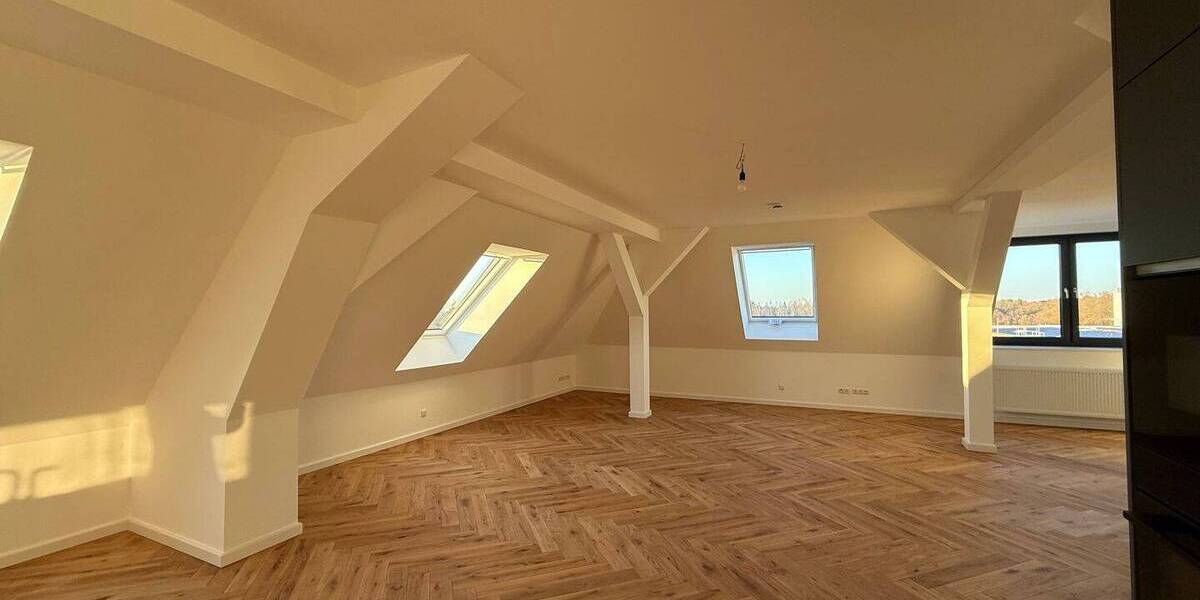 Etagenwohnung Lüneburg Neu Hagen - 4 Zimmer, 115 m&sup2;, 1.910&euro; | Angebot:25698792