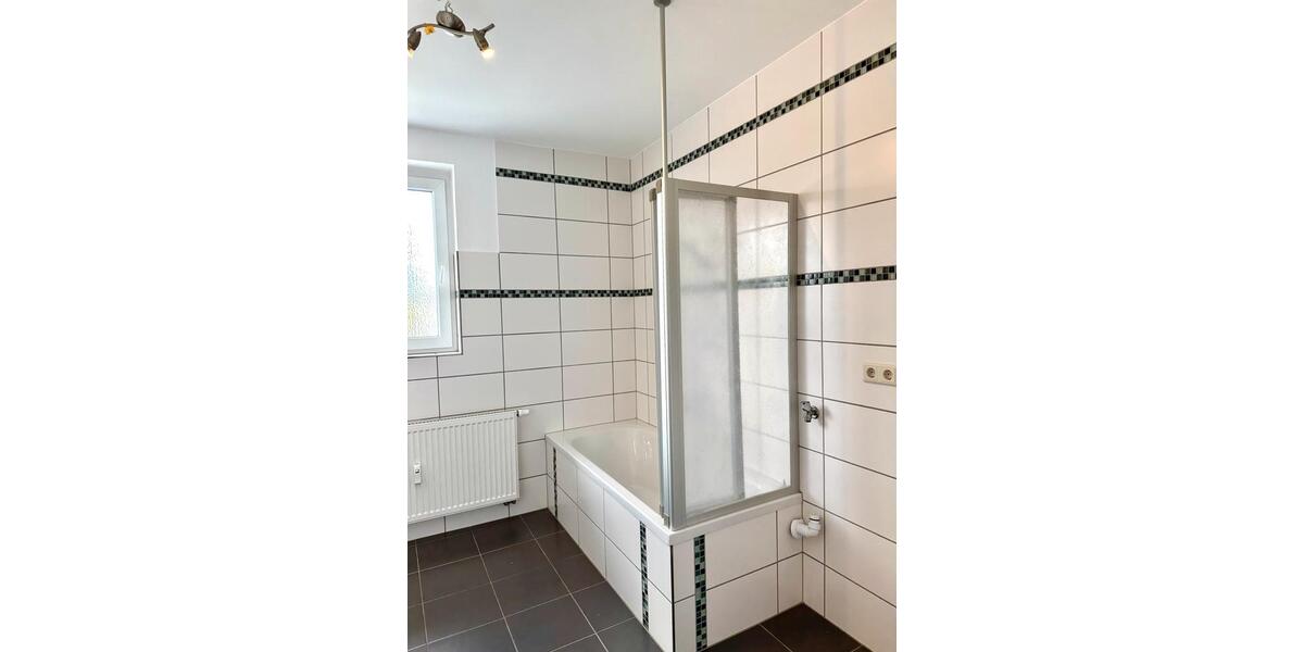 Etagenwohnung Selb - 2 Zimmer, 45 m&sup2;, 340&euro; | Angebot:26048615