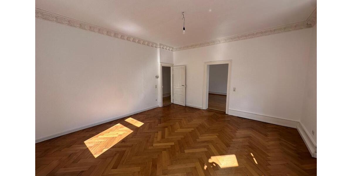 Etagenwohnung Karlsruhe Beiertheim-Bulach - 4 Zimmer, 114 m&sup2;, 1.450&euro; | Angebot:26475882