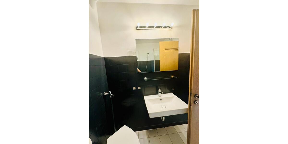 Etagenwohnung Augsburg Innenstadt - 2 Zimmer, 64 m&sup2;, 1.070&euro; | Angebot:25282298