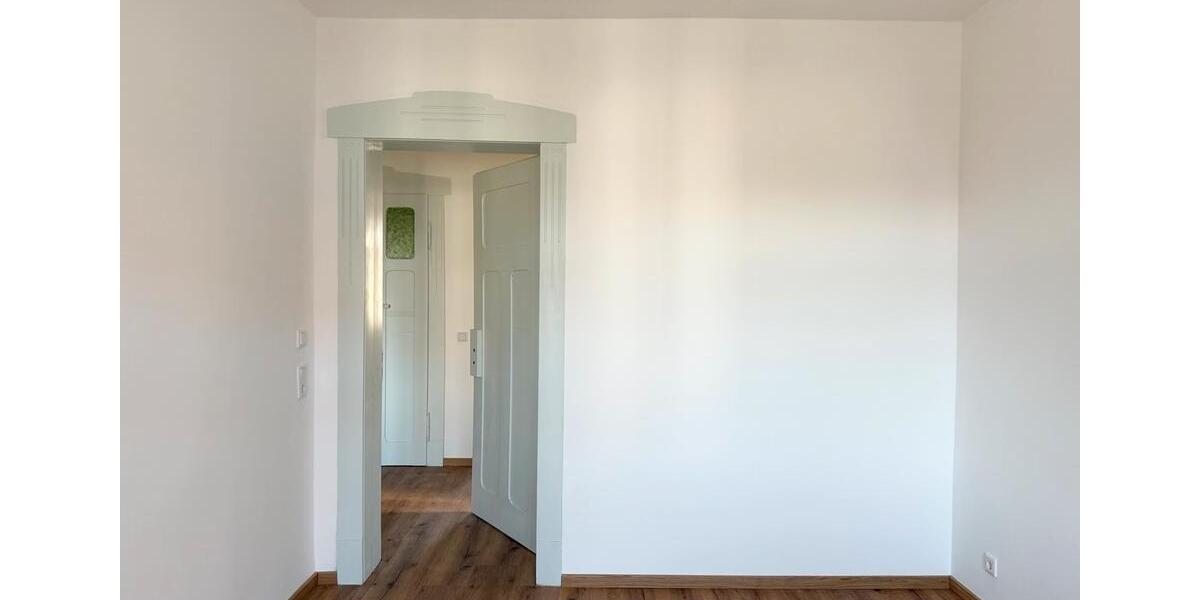 Erdgeschoßwohnung Königsbrück - 6 Zimmer, 132 m&sup2;, 1.327&euro; | Angebot:25843862