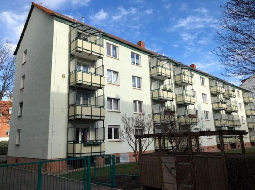 Ein Katzensprung ins Zentrum - 3 ZKB Mit eigener Garage zimmer