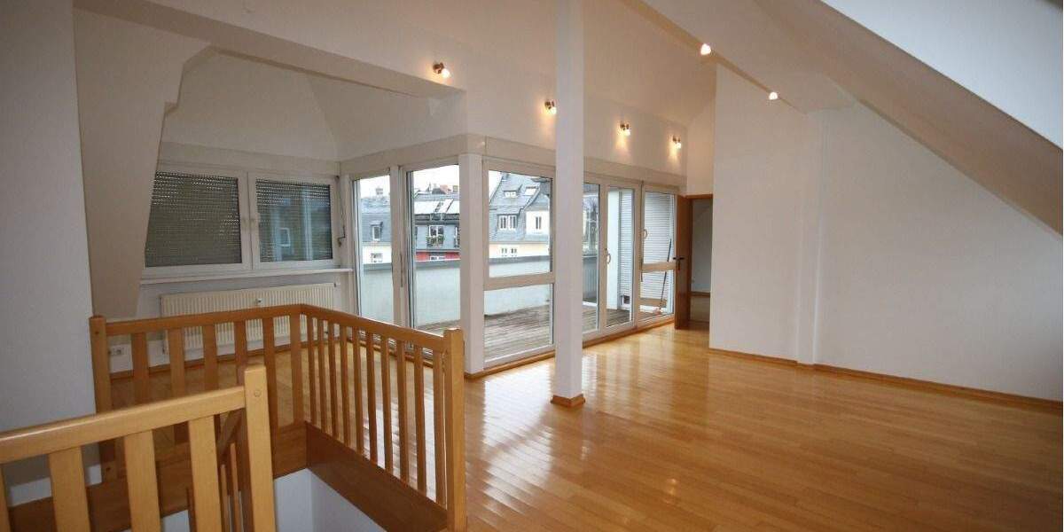 Etagenwohnung Frankfurt am Main Bornheim - 5 Zimmer, 145 m&sup2;, 2.550&euro; | Angebot:25110323