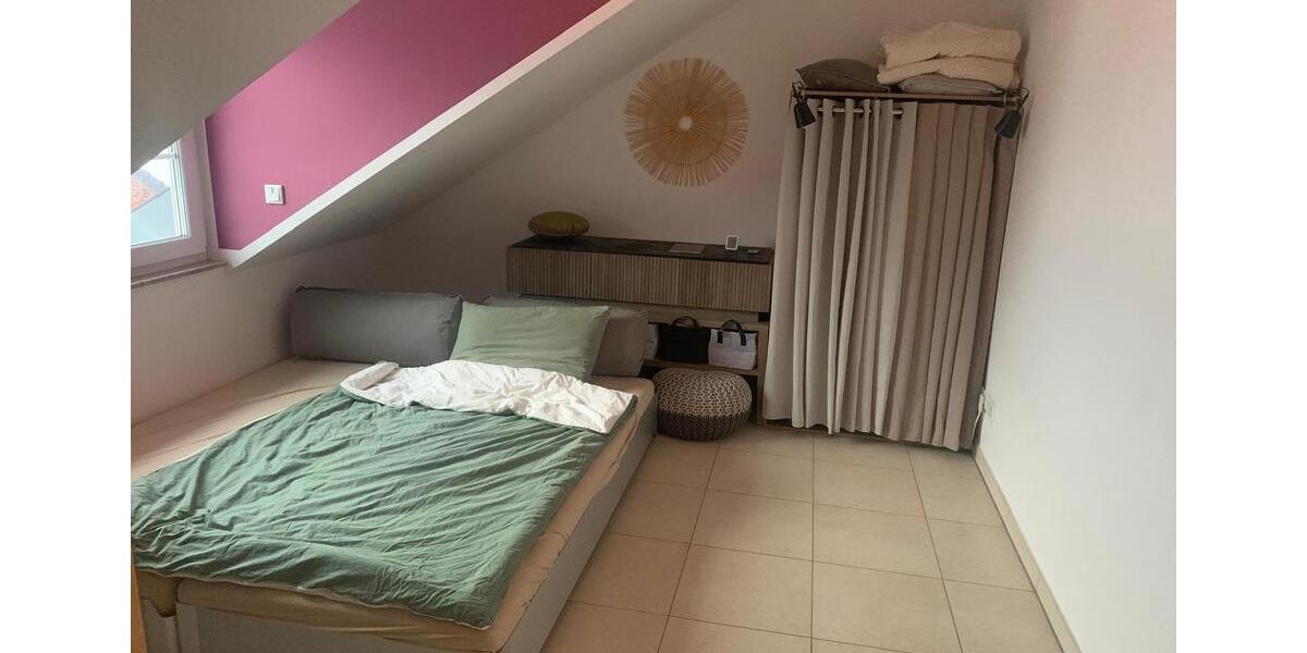 Dachgeschoßwohnung Overath - 2 Zimmer, 83 m&sup2;, 1.049&euro; | Angebot:24488192