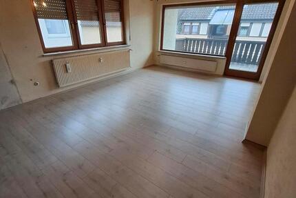 Wohnung Gerhardshofen - 5 Zimmer, 125 m&sup2;, 820&euro; | Angebot:25764451