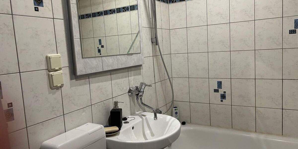 Zimmer Halle (Saale) Westliche Neustadt - 4 Zimmer, 65 m&sup2;, 362&euro; | Angebot:26190529