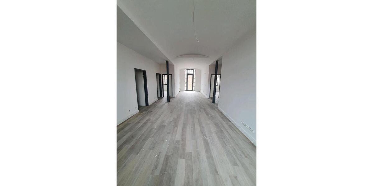 Wunderschöne 4-Raum-Wohnung mit Küche zu vermieten 4 zimmer