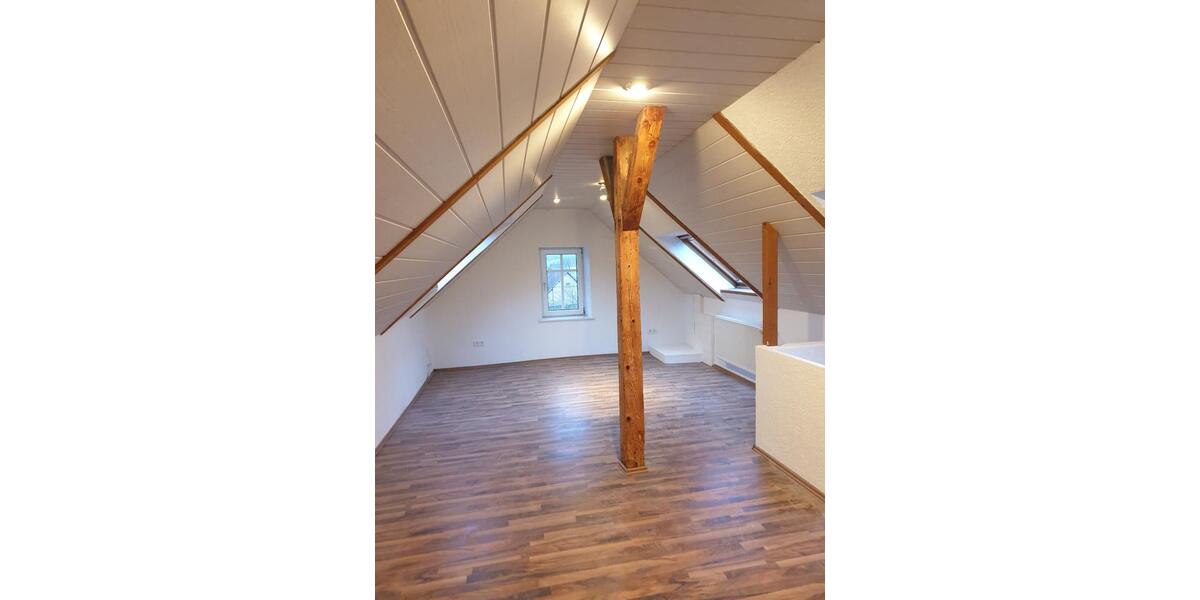 Maisonettenwohnung Steinwenden - 5 Zimmer, 145 m&sup2;, 1.160&euro; | Angebot:25343636