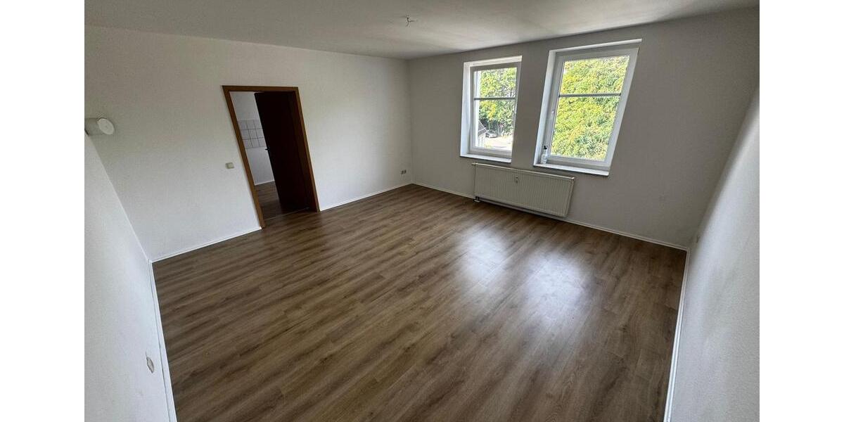 Zentrumsnahe 4 Raum Wohnung mit Kaminanschluss 4 zimmer