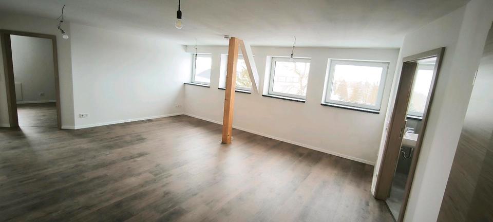 Dachgeschoßwohnung Freiberg - 3 Zimmer, 68 m&sup2;, 550&euro; | Angebot:26124007