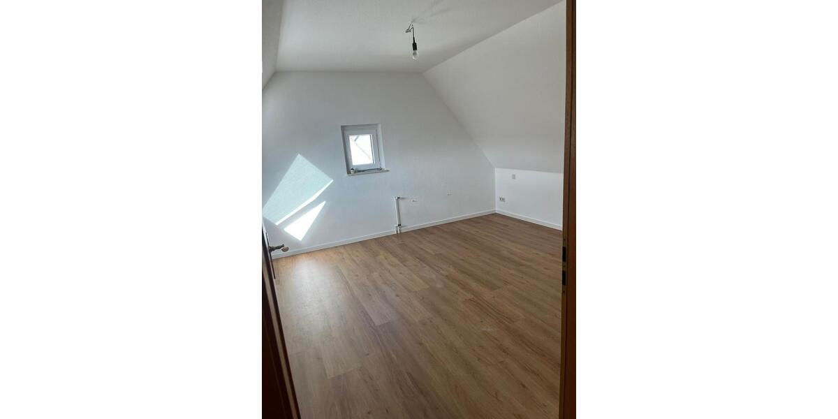 Maisonettenwohnung Melle Gesmold - 5 Zimmer, 124 m&sup2;, 850&euro; | Angebot:26605299