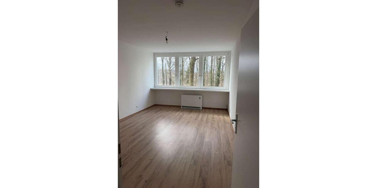 Etagenwohnung Karlsruhe Wettersbach - 3 Zimmer, 92 m&sup2;, 1.050&euro; | Angebot:25182170