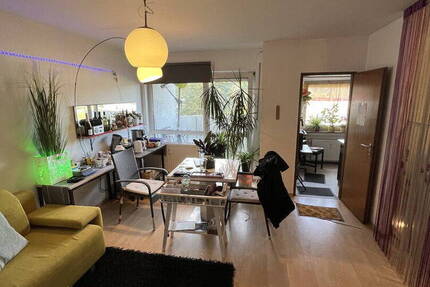 1,5 Zimmer Apartment direkt an U35 mit Balkon und Küche