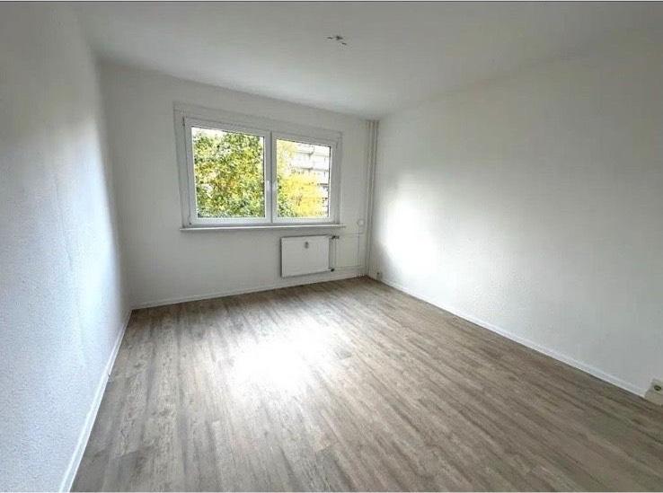 Erdgeschoßwohnung Prenzlau - 3 Zimmer, 60 m&sup2;, 634&euro; | Angebot:26269382