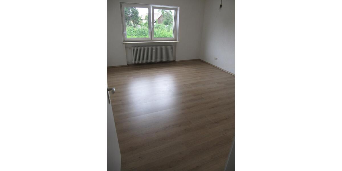 Etagenwohnung Oberkirch - 4.5 Zimmer, 133 m&sup2;, 1.200&euro; | Angebot:24364577