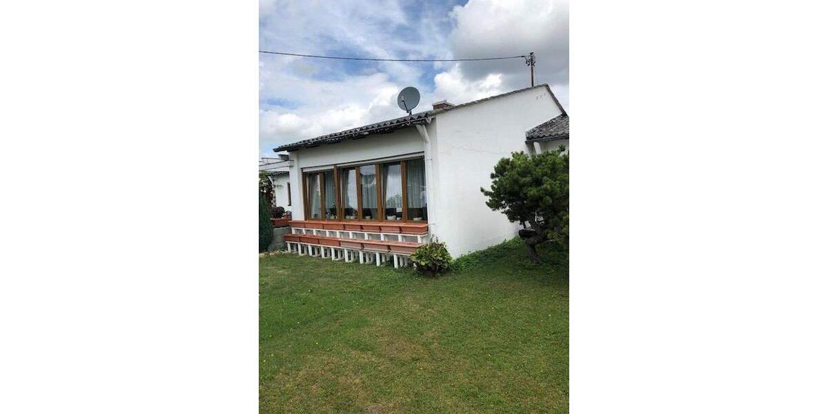 Bungalow Ingolstadt Hundszell - 7 Zimmer, 150 m&sup2;, 2.500&euro; | Angebot:24044130
