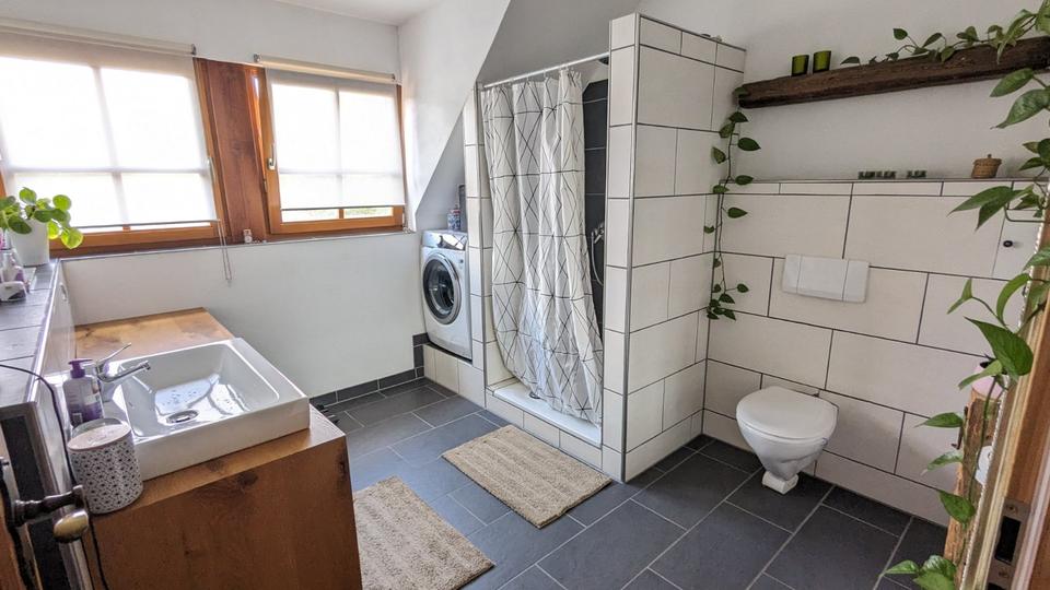 Etagenwohnung Gengenbach - 3 Zimmer, 129 m&sup2;, 1.200&euro; | Angebot:25419712