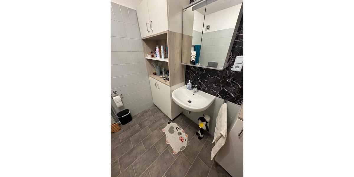 Etagenwohnung Vlotho - 1 Zimmer, 65 m&sup2;, 600&euro; | Angebot:26082751