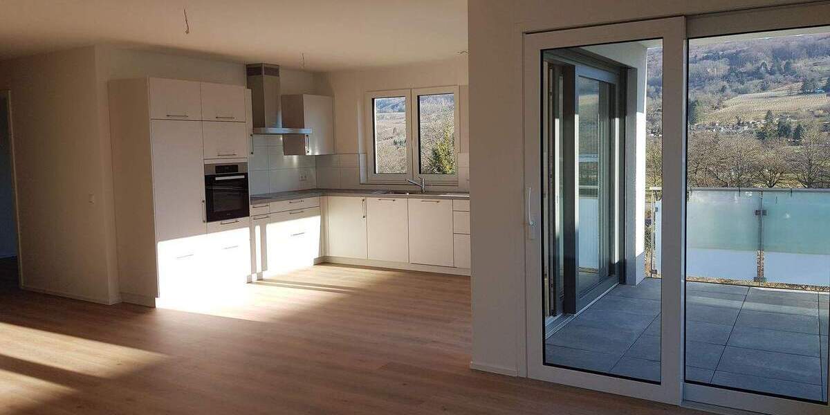 Etagenwohnung Weil am Rhein - 3 Zimmer, 93 m&sup2;, 1.525&euro; | Angebot:25703784