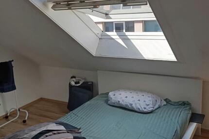 Ich Biete eine Zimmer zum mieten
