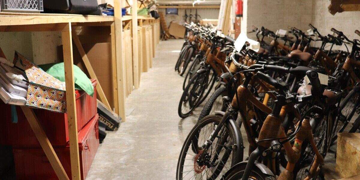 Gewerbeobjekt Kiel Ravensberg - 4 Zimmer, 3.800&euro; | Angebot:23935850