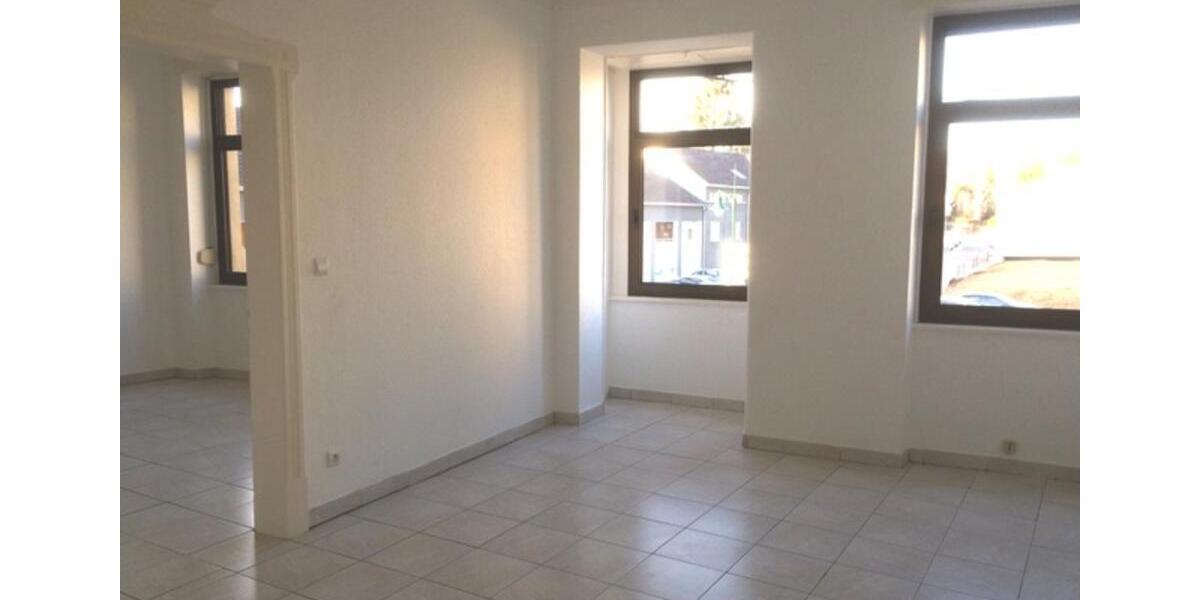 Etagenwohnung Saarbrücken Neue Bremm - 4 Zimmer, 97 m&sup2;, 750&euro; | Angebot:25451335