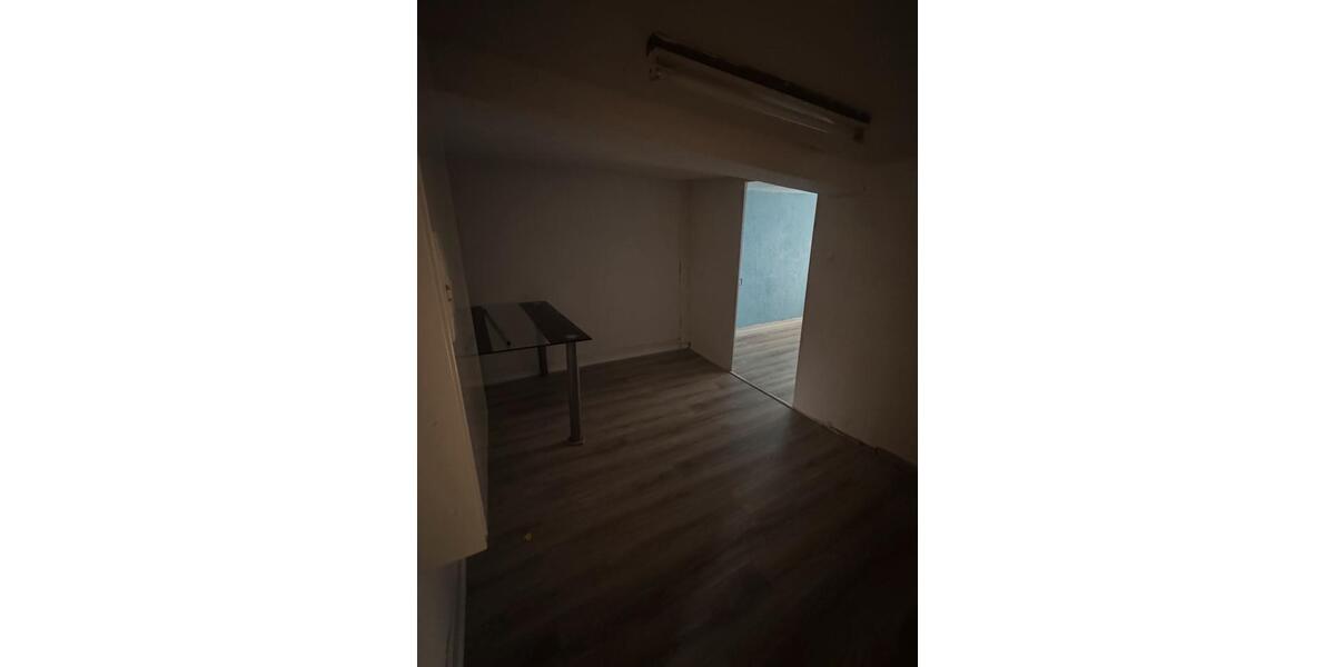 Haus zur Miete in Biskirchen inkl. großer Scheune & Stellplatz 1 zimmer