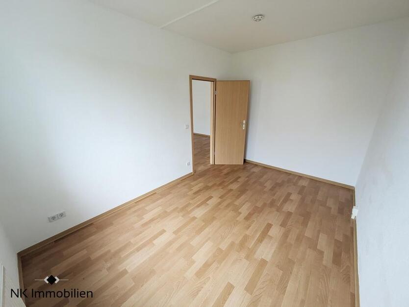 ++ gemütliche, neue 3-Raum Wohnung mit Balkon - beste Wohnlage in Limbach-Oberfrohna ++