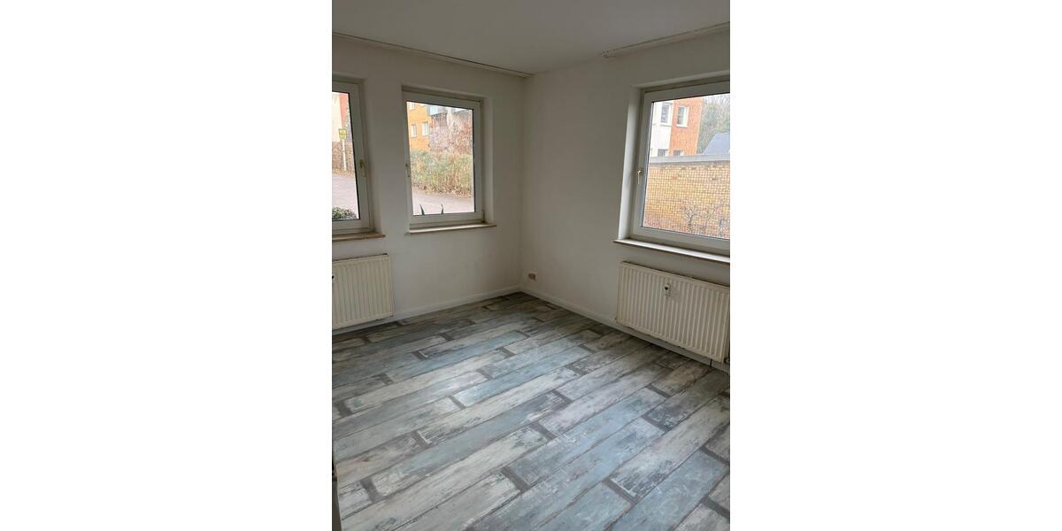 Erdgeschoßwohnung Plön - 4 Zimmer, 110 m&sup2;, 1.100&euro; | Angebot:25940784