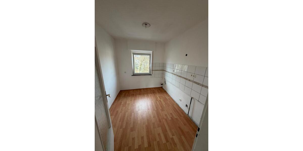Etagenwohnung Weinheim - 3 Zimmer, 80 m&sup2;, 1.100&euro; | Angebot:25181053
