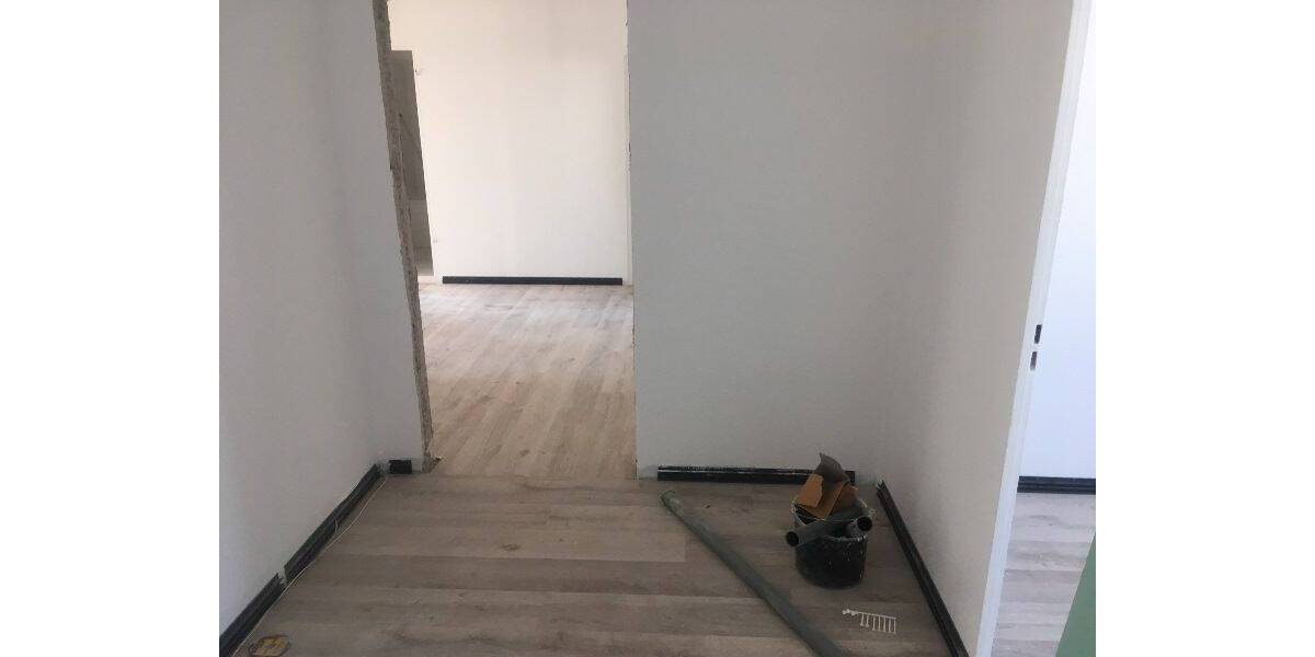 Etagenwohnung Brandenburg an der Havel Hohenstücken - 6 Zimmer, 123 m&sup2;, 860&euro; | Angebot:26064541