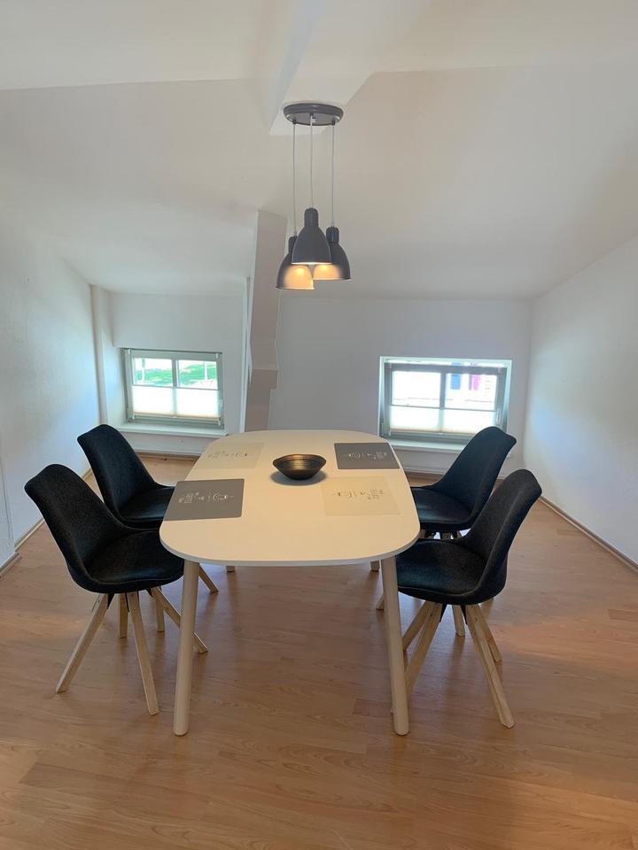 Freundliche 2-Raum-Wohnung mit EBK in Wismar zimmer