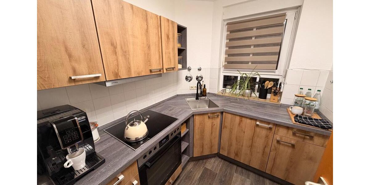 2-Raum-Wohnung im Dachgeschoss mit Balkon und Tiefgarage 2 zimmer