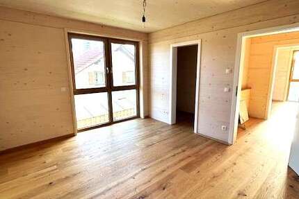 Haus Tutzing-Traubing Traubing - 5 Zimmer, 162 m&sup2;, 2.900&euro; | Angebot:26738915
