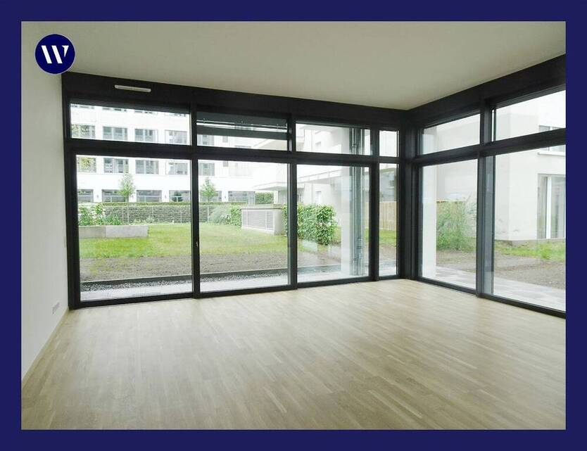 Terrassenwohnung mit großen Fensterfronten, 1,5 Wohnebenen, Einbauküche, Parkett, Gäste-WC