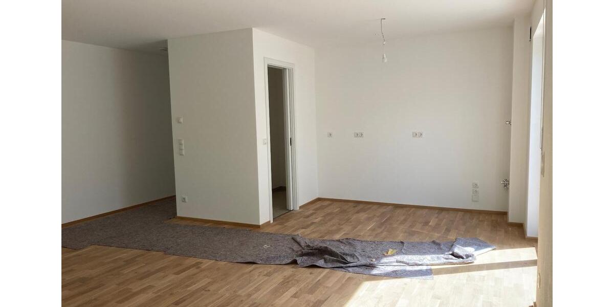 Erdgeschoßwohnung Kumhausen - 2.5 Zimmer, 90 m&sup2;, 1.190&euro; | Angebot:24356527